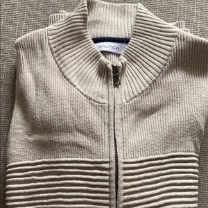 BEIGE ZIP UP SWEATER